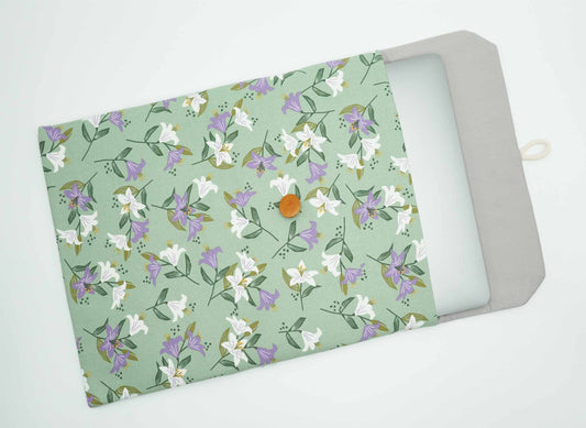 Madonna Lily Laptop MacBook Sleeve (4 sizes)