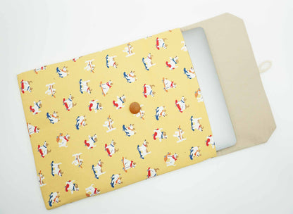 Happy Dogs Laptop MacBook Sleeve (4 sizes)