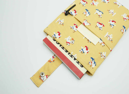 Skating Dog Book Sleeve