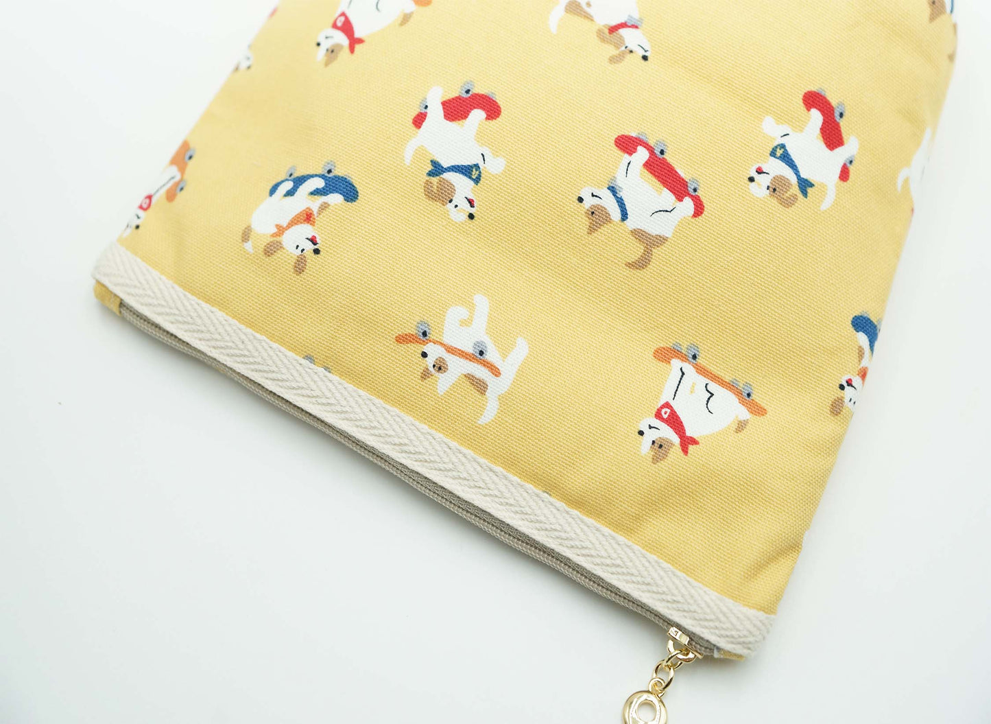 Skating Dog Organizer Daily Pouch