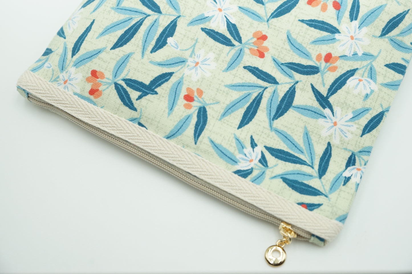 Purity Organizer Daily Pouch